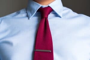 A spread collar shirt in blue