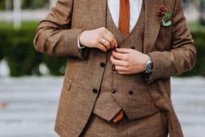 Breathable fabrics make the best suit material for hot weather